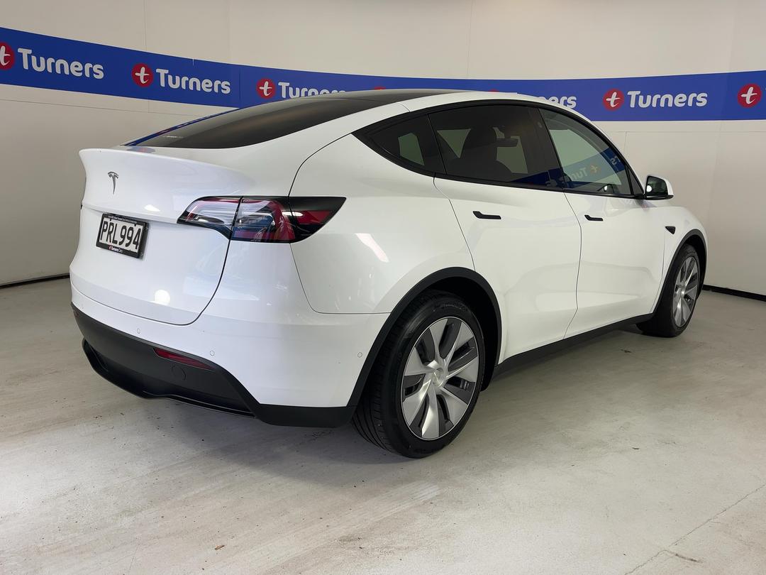 Photo '7' of Tesla Model Y