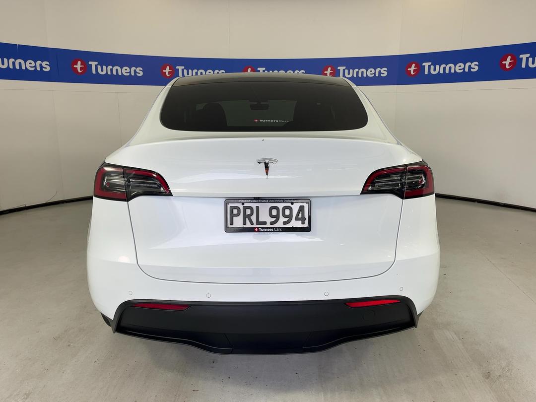 Photo '6' of Tesla Model Y