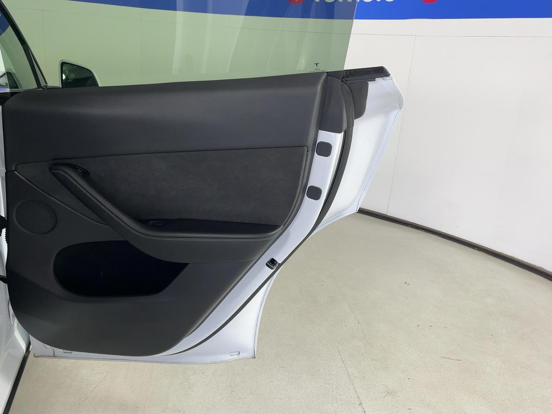 Photo '19' of Tesla Model Y