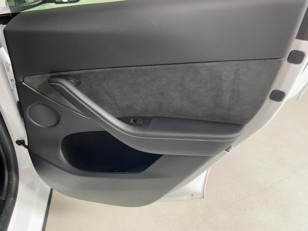 Photo '19' of Tesla Model Y