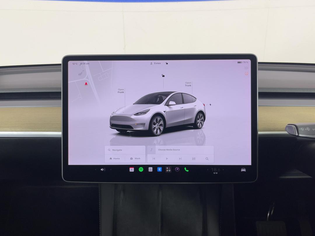 Photo '18' of Tesla Model Y