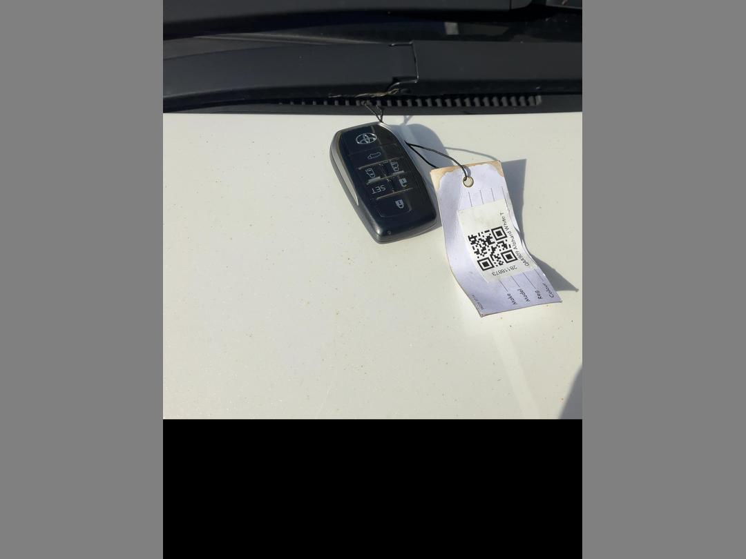 Photo '13' of Toyota Alphard