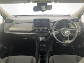 Photo '17' of Toyota Aqua