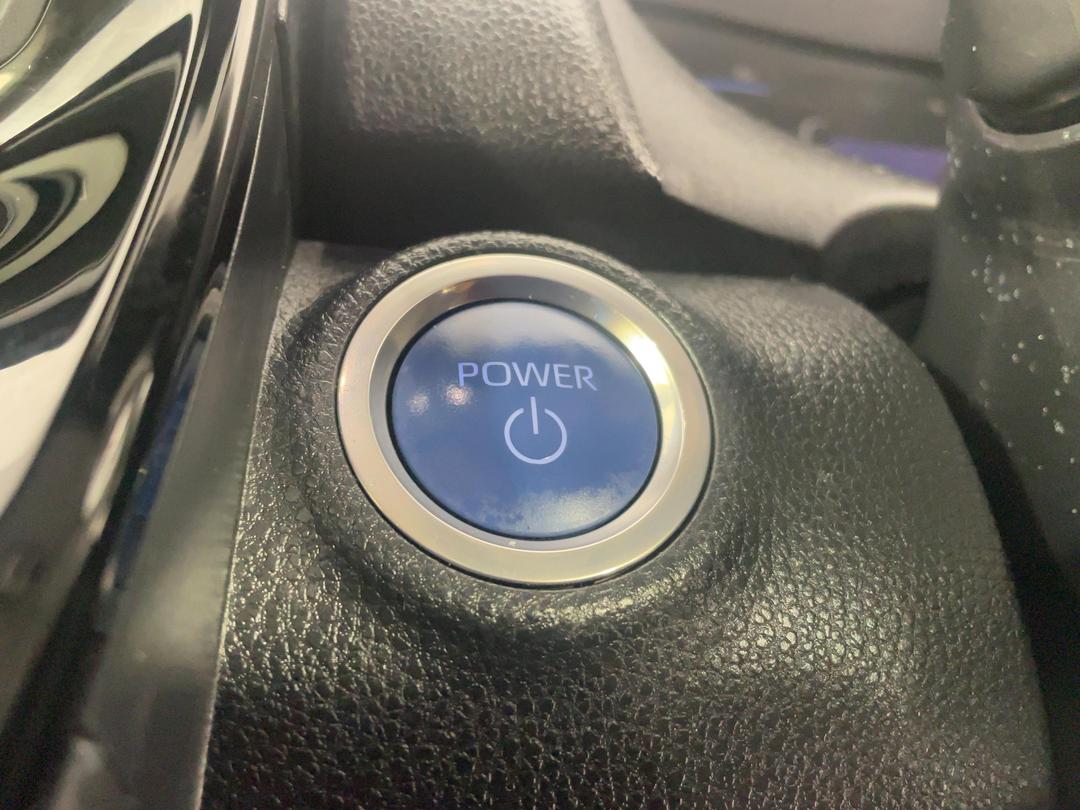 Photo '26' of Toyota Aqua
