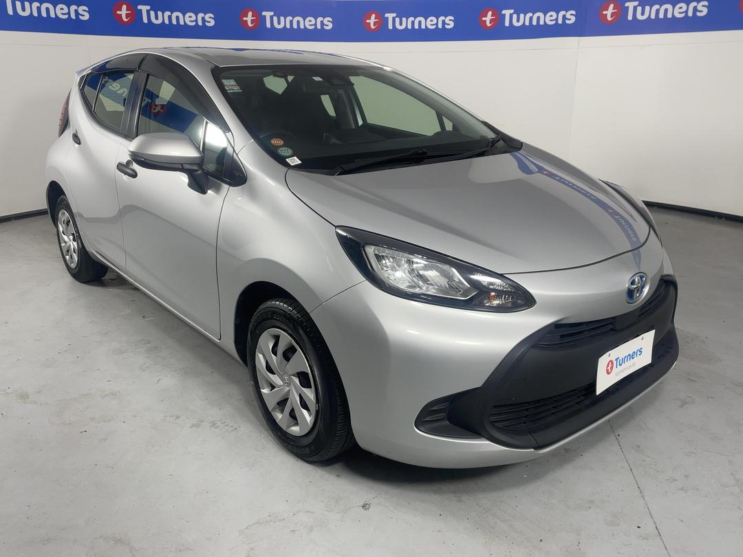 Photo '1' of Toyota Aqua