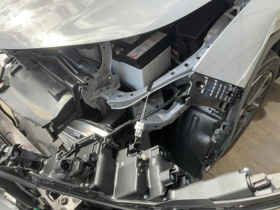 Photo '11' of Toyota C-HR Limited Photo '11' of Toyota C-HR Limited