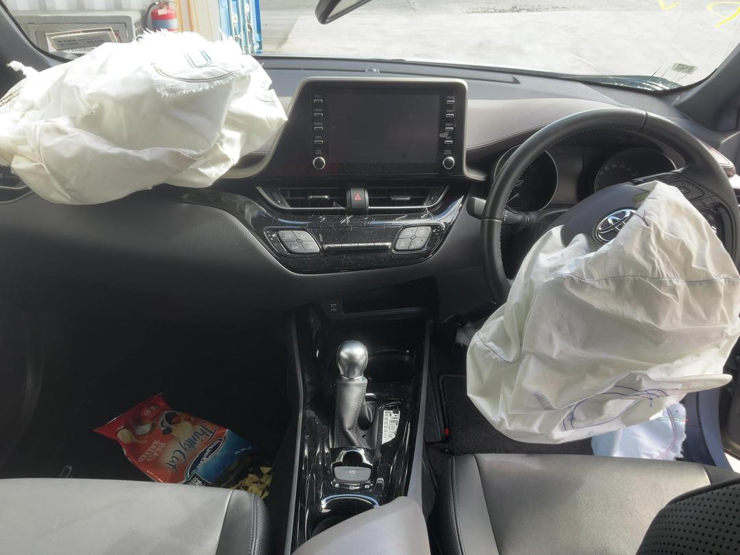 Photo '18' of Toyota C-HR Limited Photo '18' of Toyota C-HR Limited