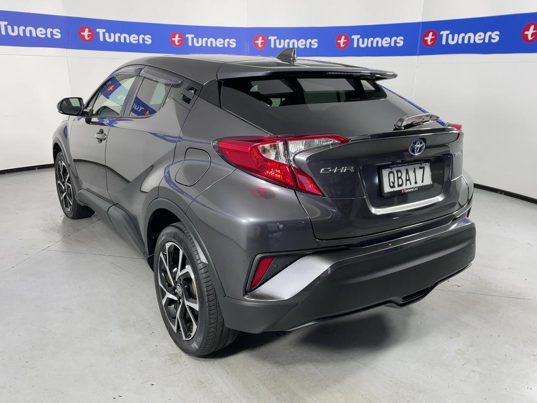 Photo '5' of Toyota C-HR