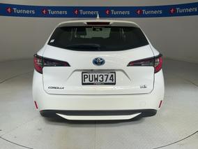 Photo '6' of Toyota Corolla