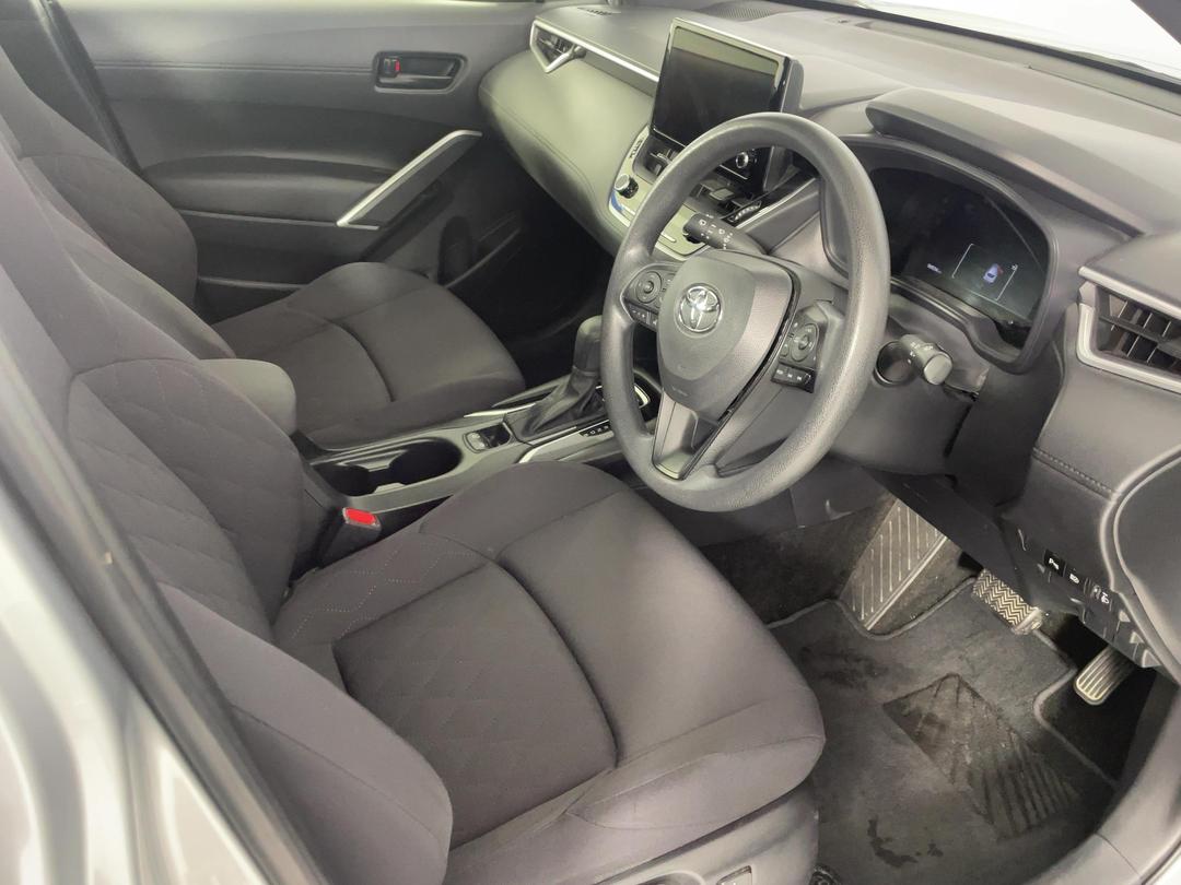 Photo '16' of Toyota Corolla Cross