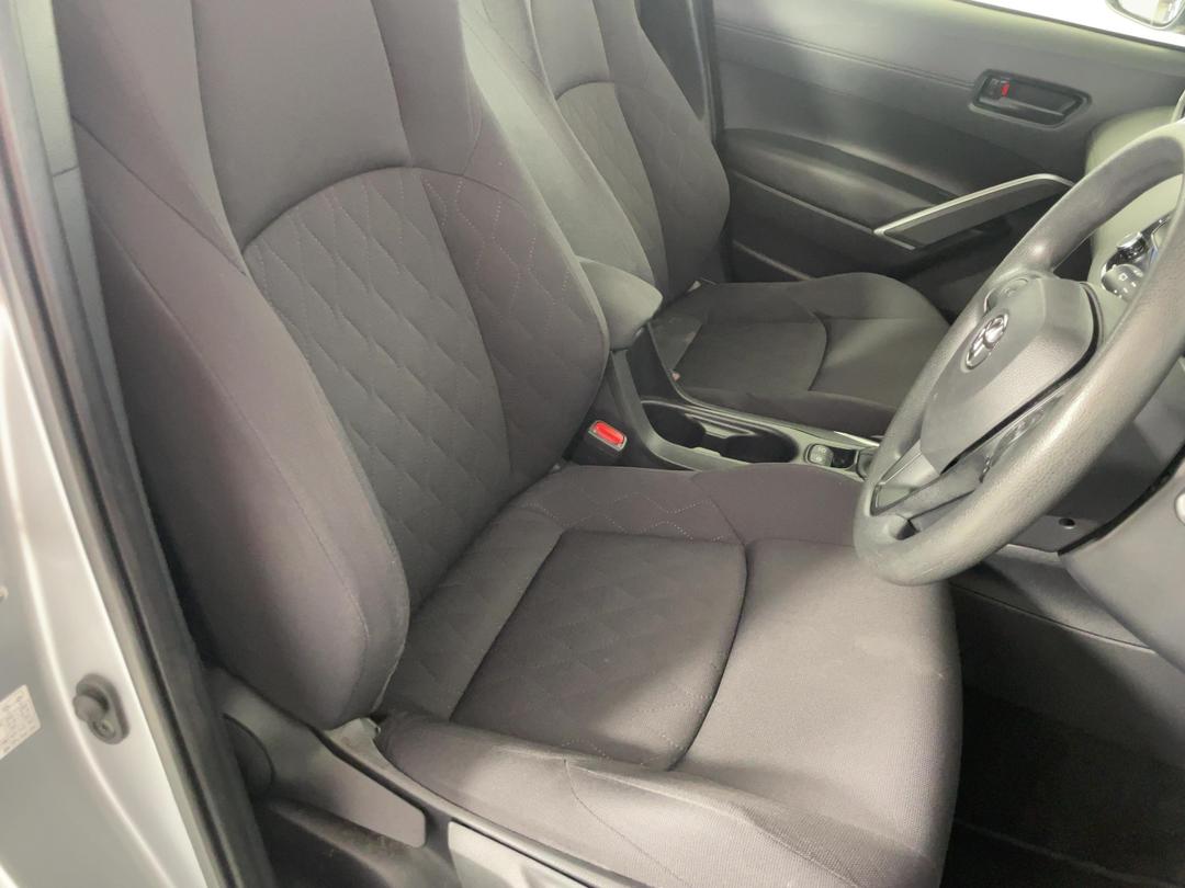 Photo '16' of Toyota Corolla Cross
