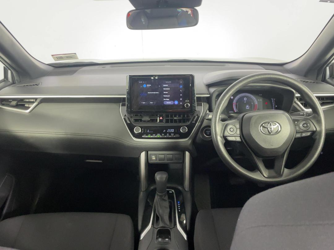 Photo '17' of Toyota Corolla Cross