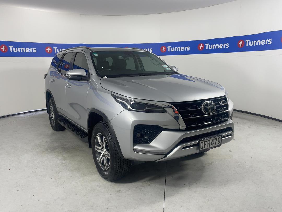 Photo '1' of Toyota Fortuner
