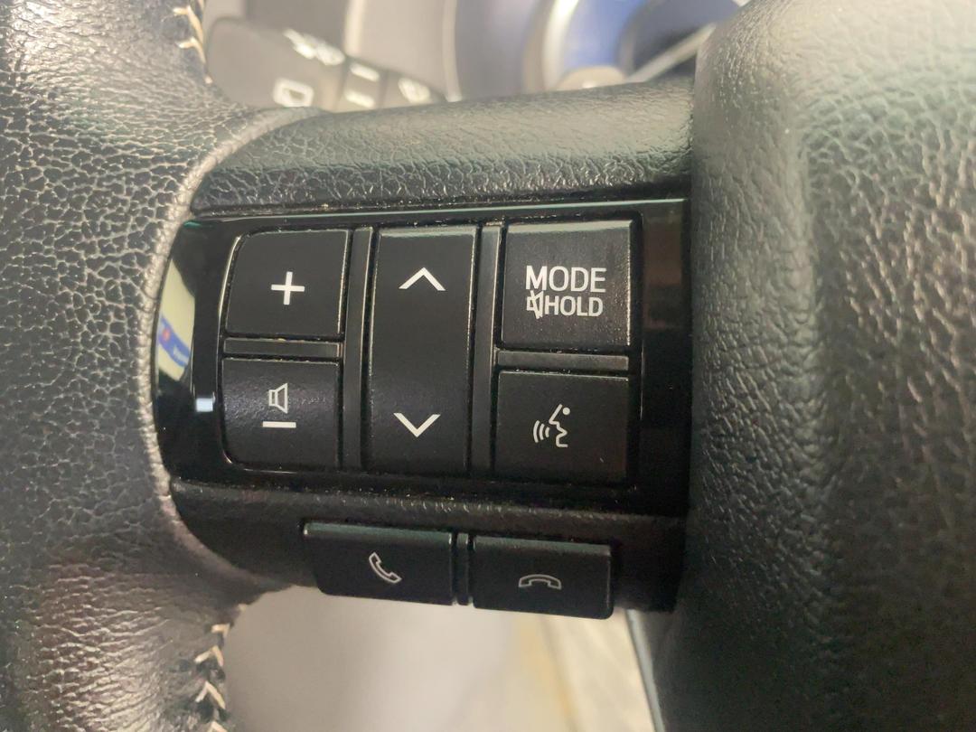 Photo '25' of Toyota Fortuner
