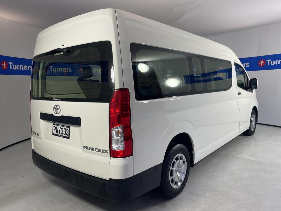 Photo '7' of Toyota Hiace