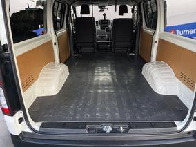 Photo '14' of Toyota Hiace