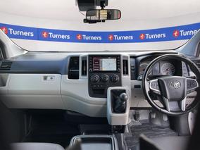 Photo '17' of Toyota Hiace