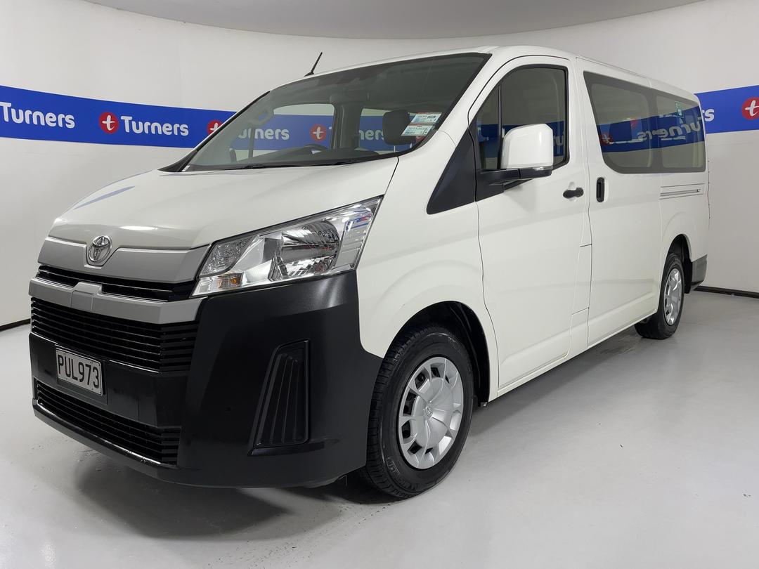 Photo '4' of Toyota Hiace