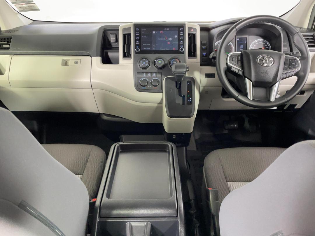 Photo '17' of Toyota Hiace