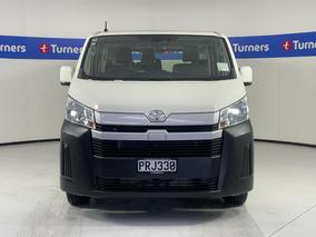 Photo '2' of Toyota Hiace