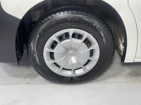 Photo '10' of Toyota Hiace