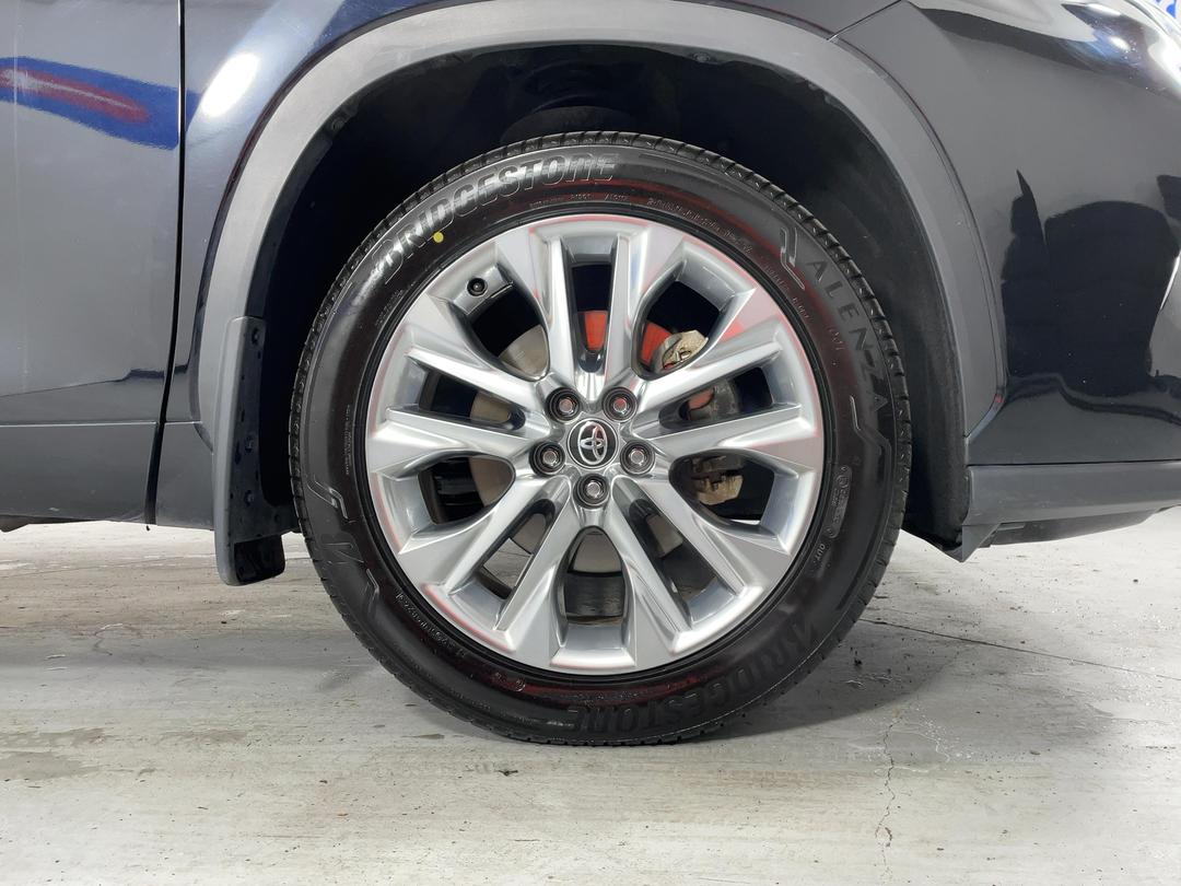 Photo '9' of Toyota Highlander