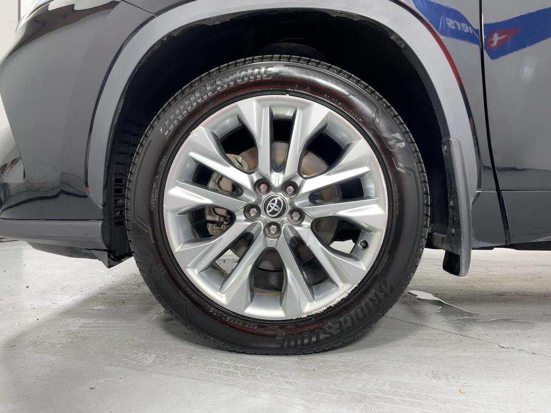 Photo '10' of Toyota Highlander