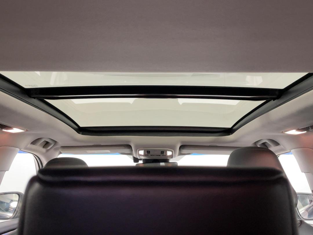 Photo '28' of Toyota Highlander