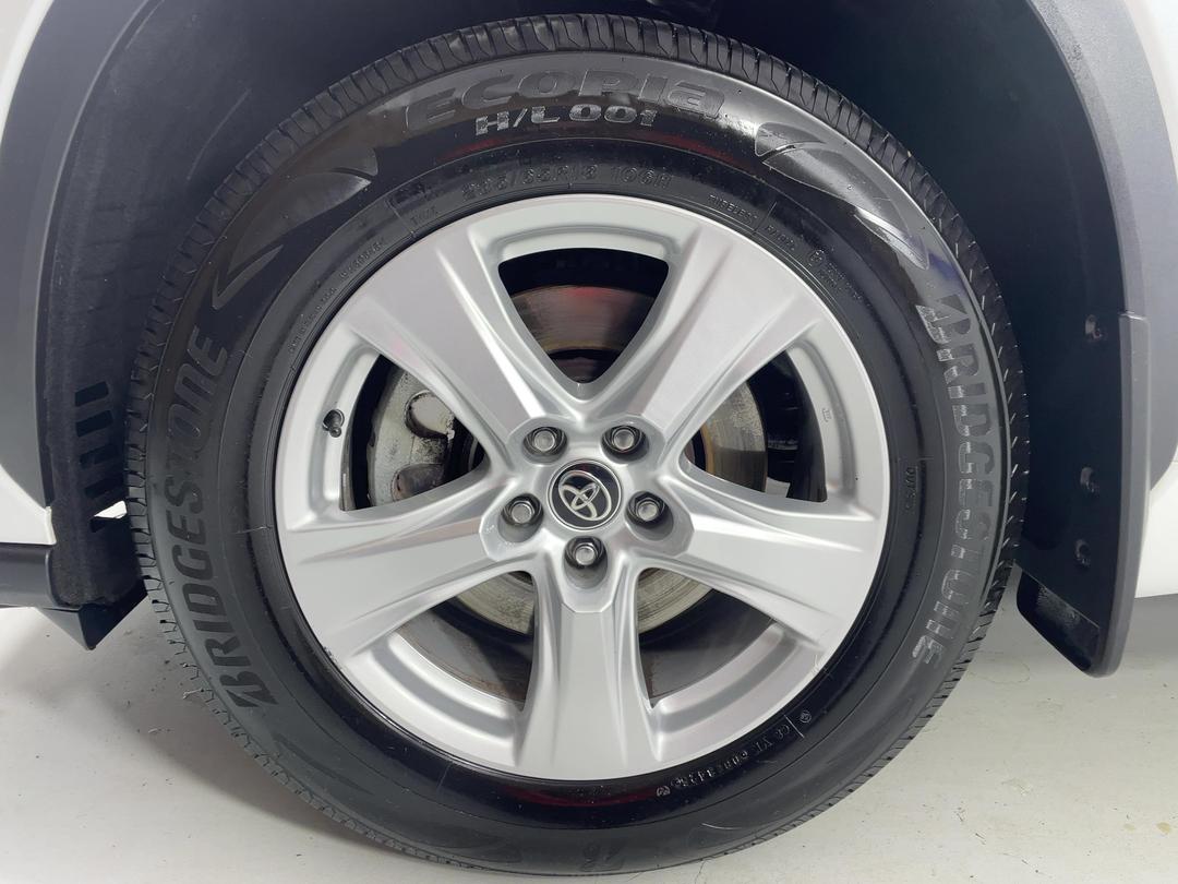 Photo '10' of Toyota Highlander