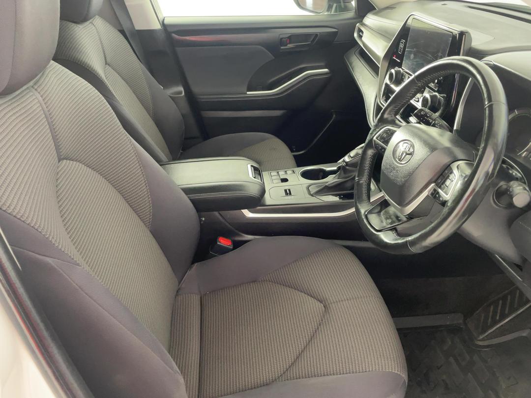 Photo '16' of Toyota Highlander