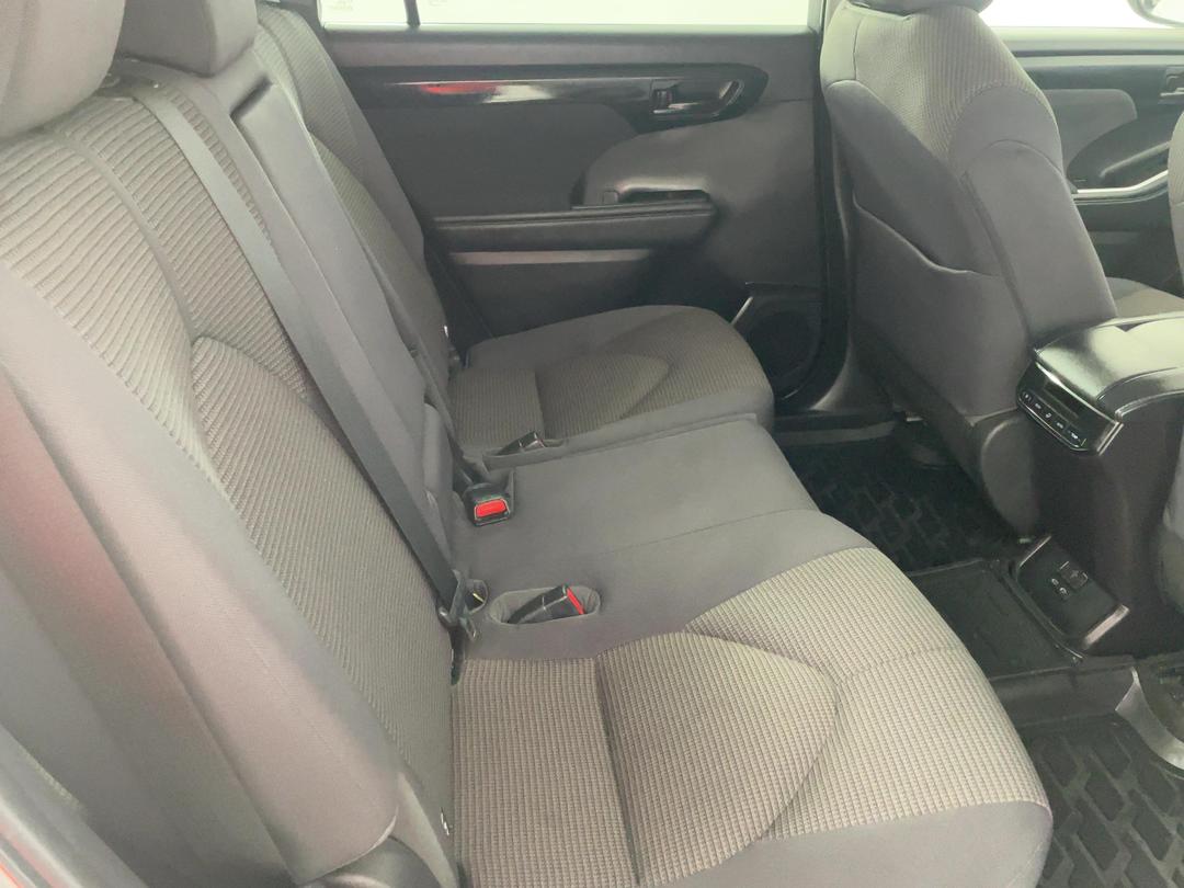 Photo '20' of Toyota Highlander