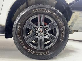 Photo '9' of Toyota Hilux