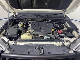Photo '13' of Toyota Hilux