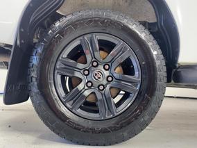 Photo '12' of Toyota Hilux