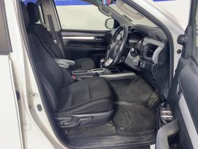 Photo '16' of Toyota Hilux
