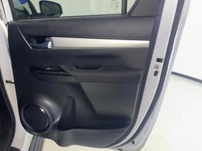 Photo '19' of Toyota Hilux