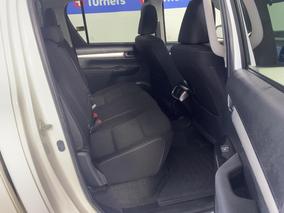 Photo '20' of Toyota Hilux