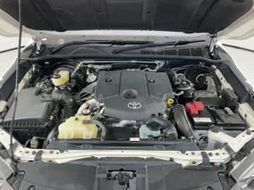 Photo '13' of Toyota Hilux