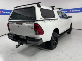Photo '7' of Toyota Hilux
