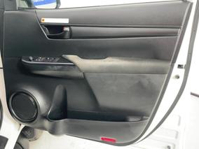 Photo '15' of Toyota Hilux
