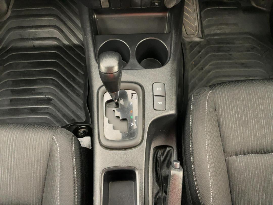 Photo '18' of Toyota Hilux