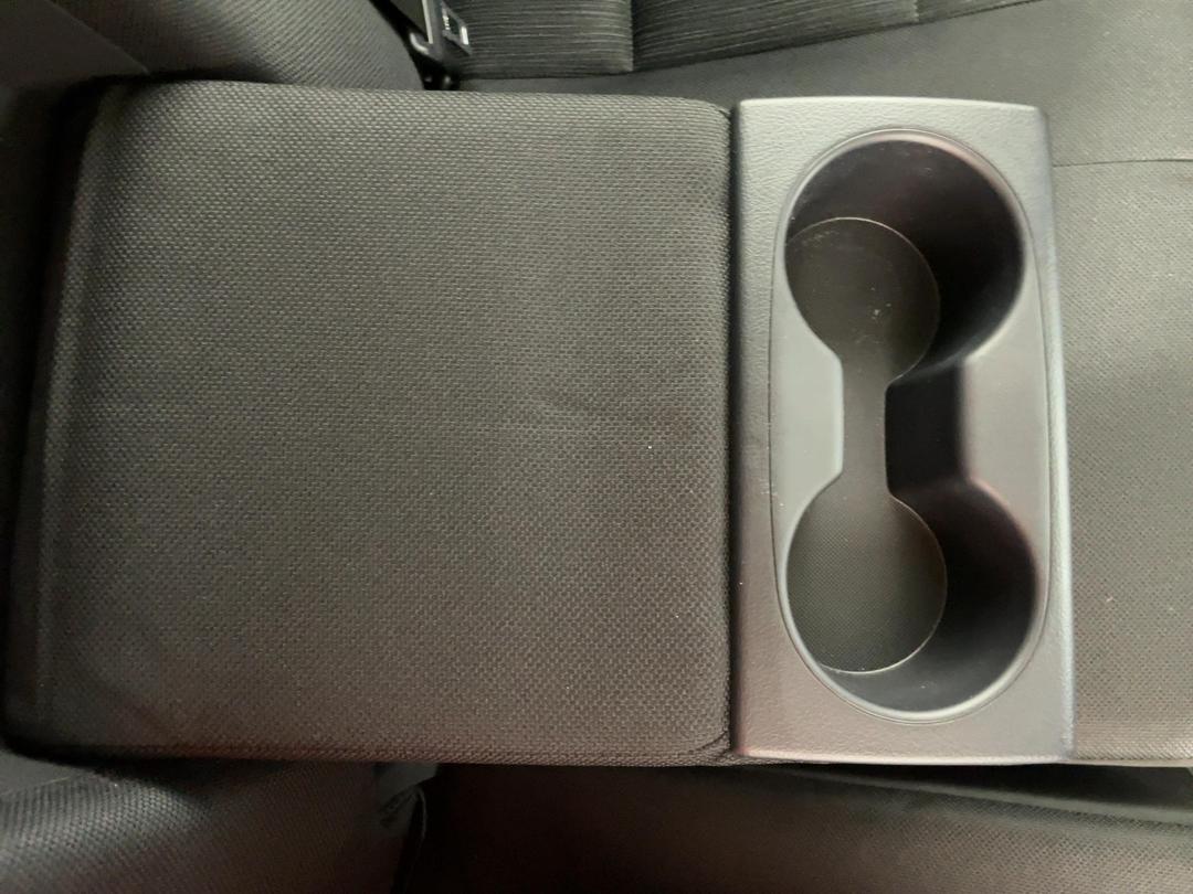 Photo '24' of Toyota Hilux