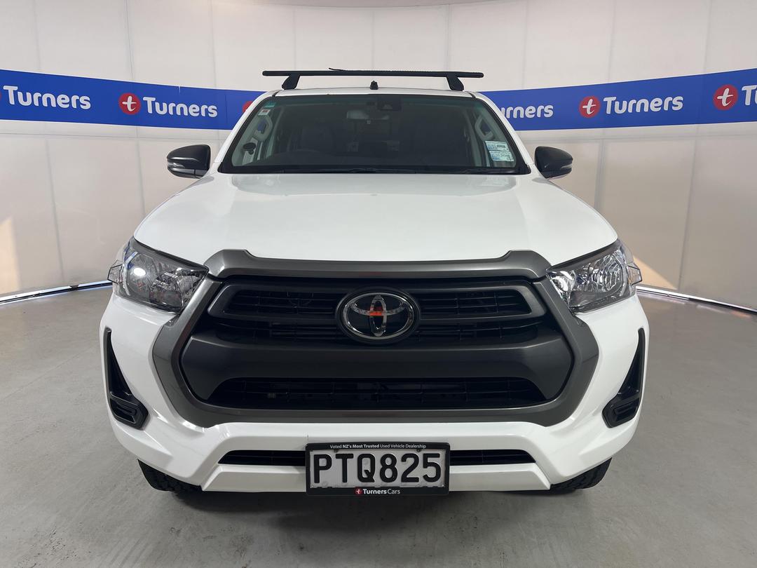 Photo '2' of Toyota Hilux