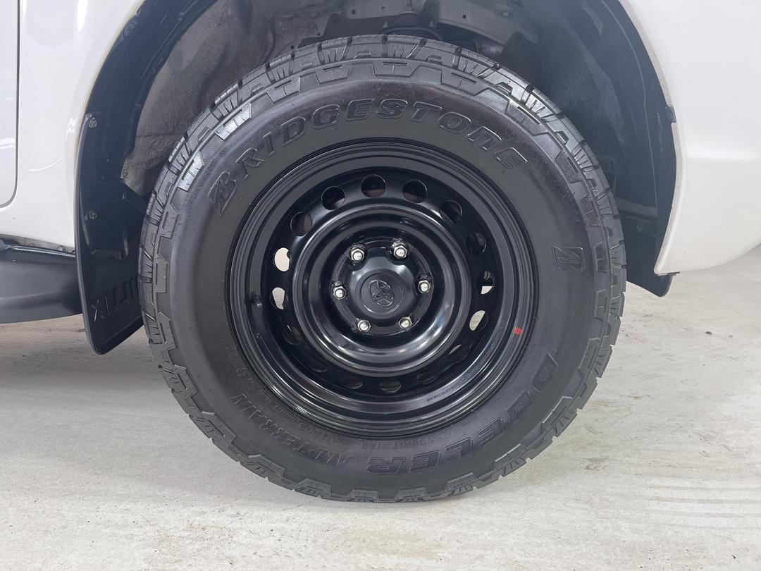 Photo '9' of Toyota Hilux