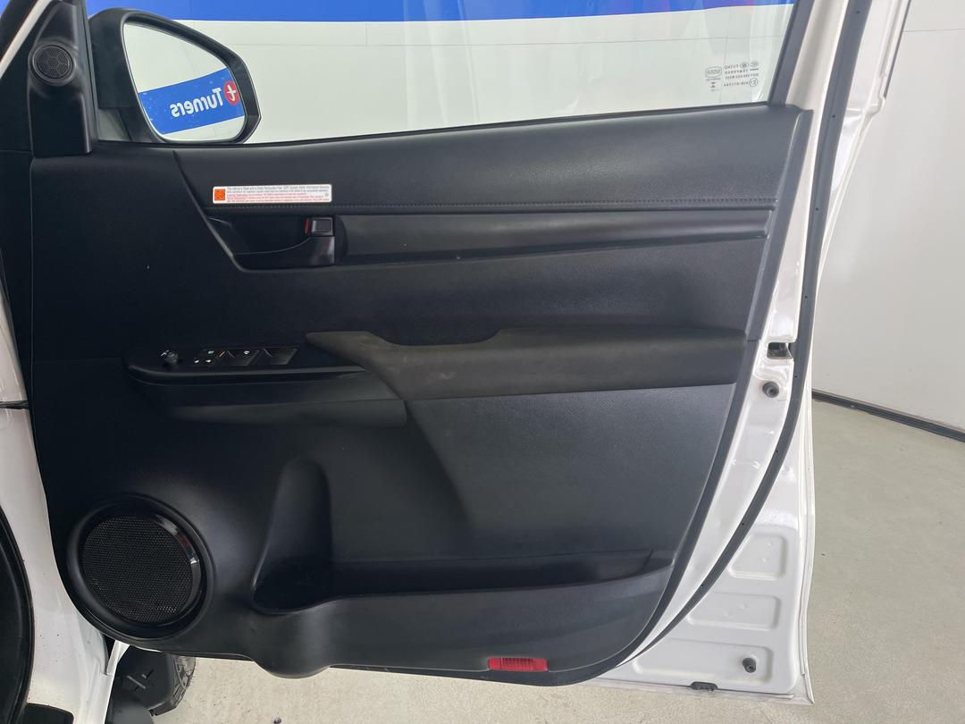 Photo '15' of Toyota Hilux