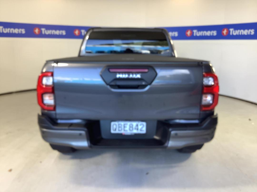 Photo '6' of Toyota Hilux