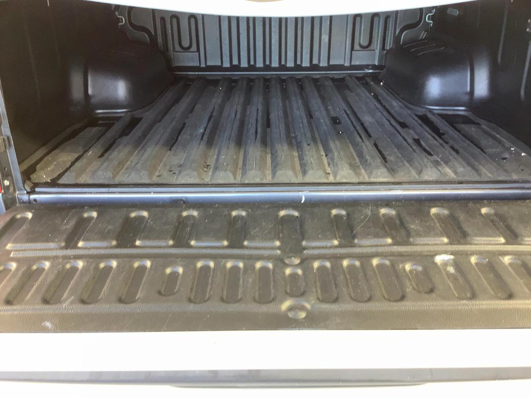 Photo '14' of Toyota Hilux