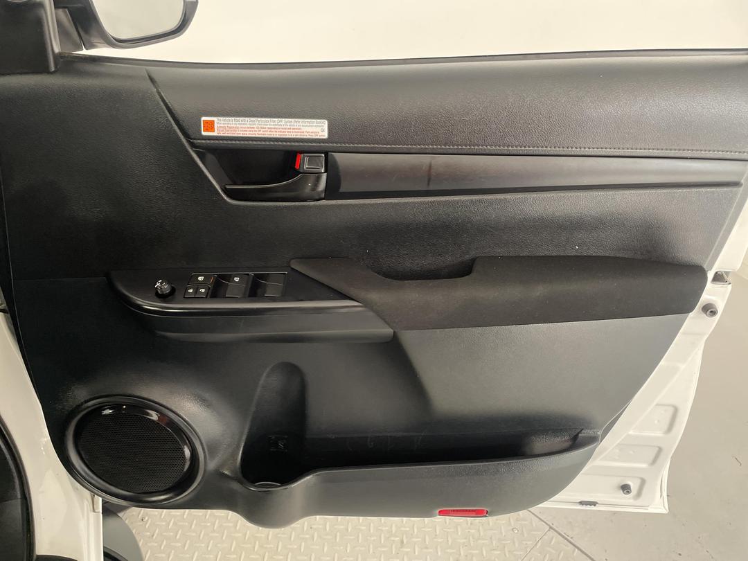 Photo '15' of Toyota Hilux