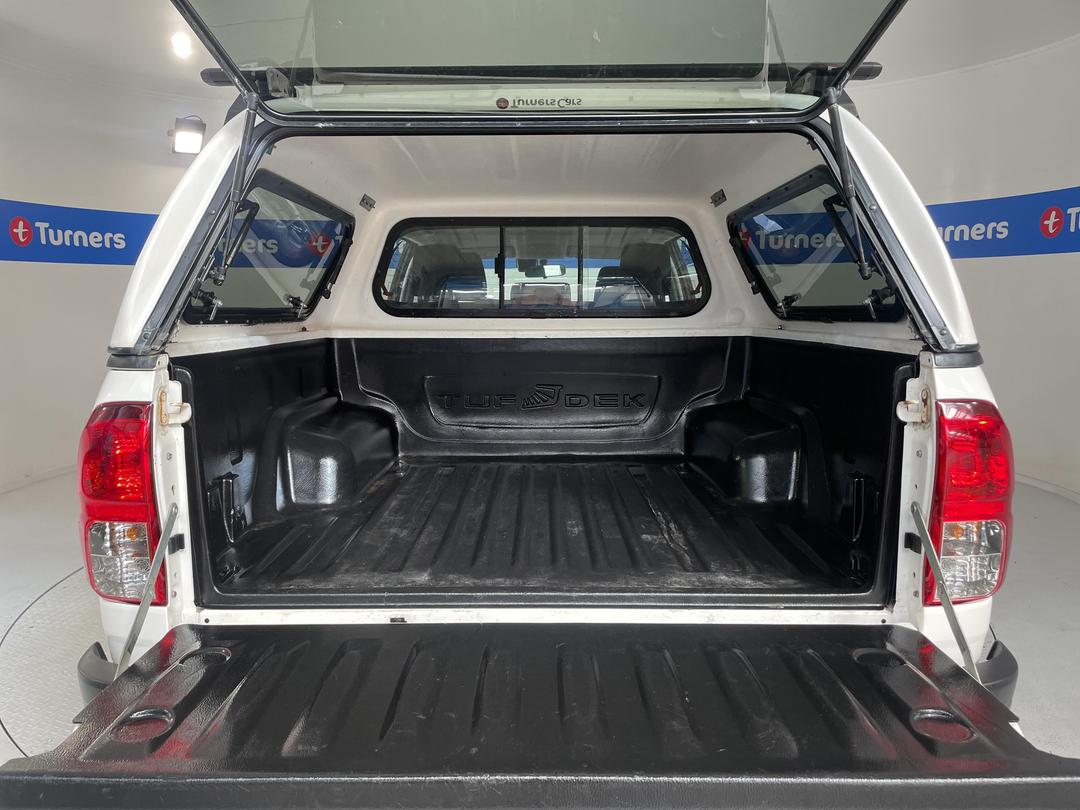 Photo '14' of Toyota Hilux