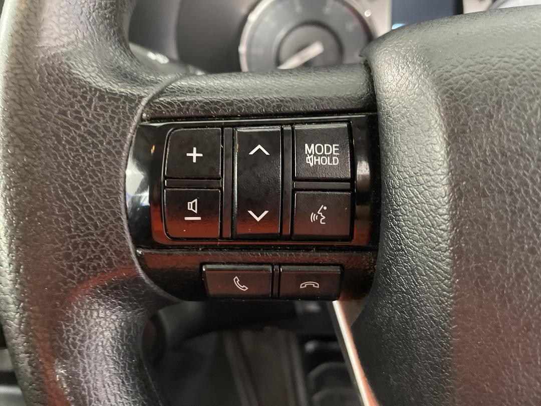 Photo '27' of Toyota Hilux